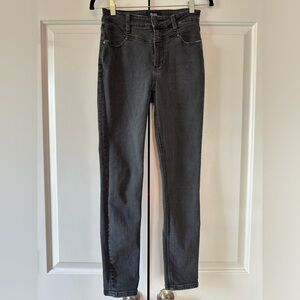 Paige Margot Ankle Skinny Jean